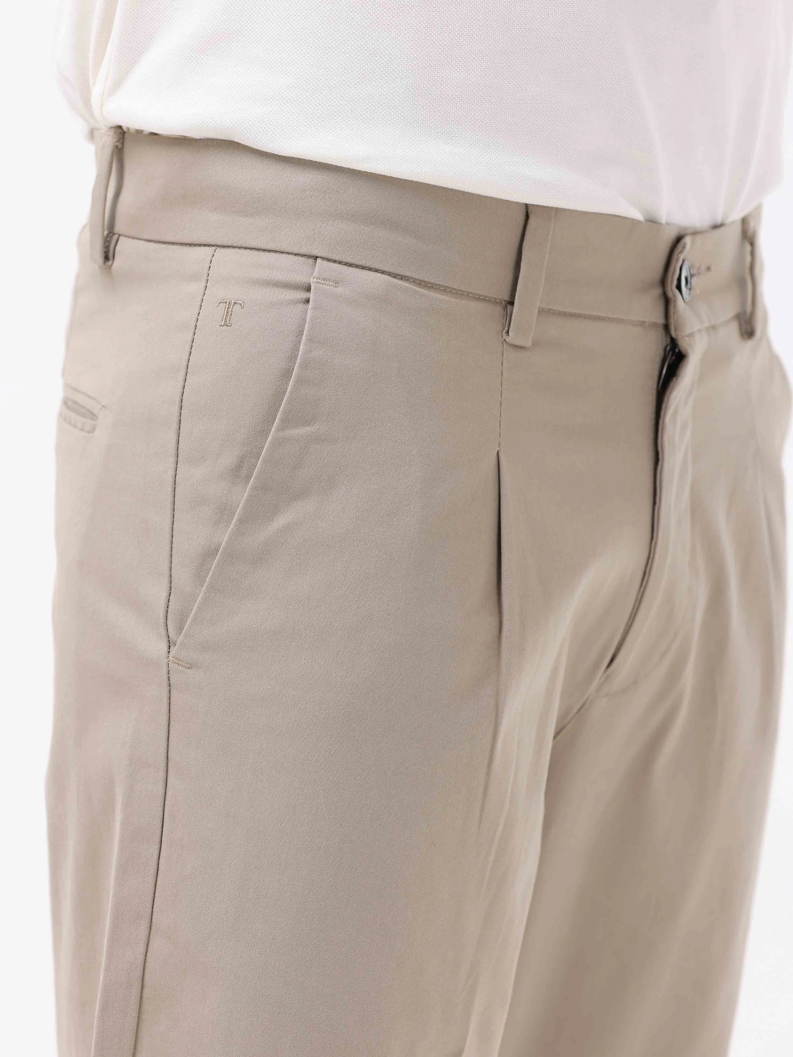 Essential Pleated Khaki Fine Twill Pant