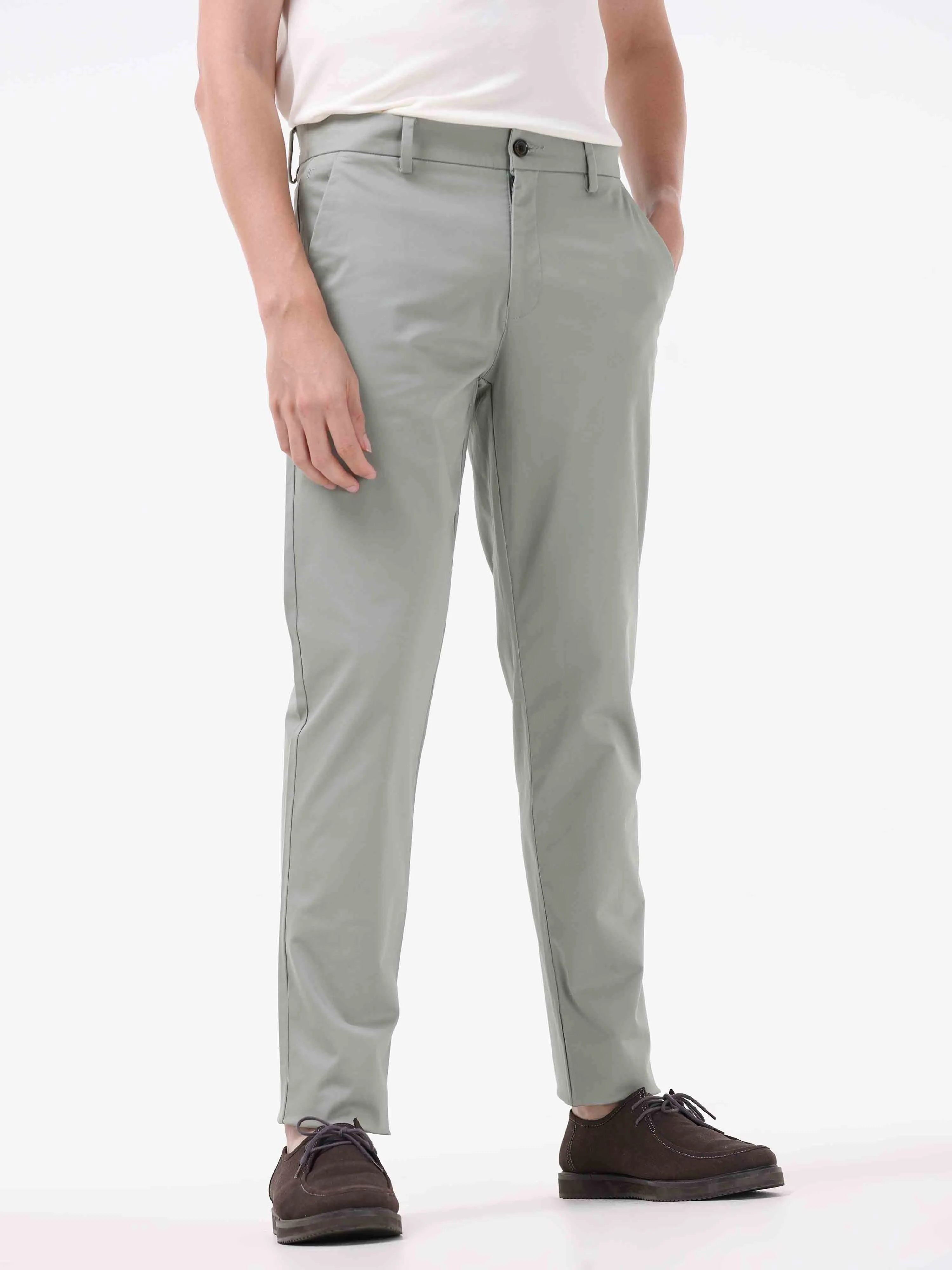 Semi Liquid Statement Pista Chino